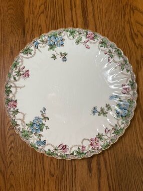 Spode Scalloped Porcelain Dinner Plate with Pink & Blue Floral Border